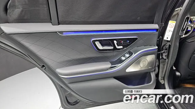 Mercedes-Benz S-Class — Фото автомобиля 21