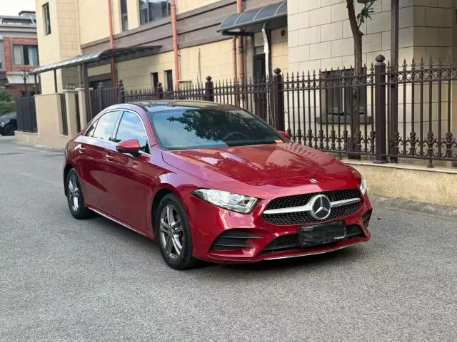 Mercedes-Benz A-Class — Фото автомобиля 3