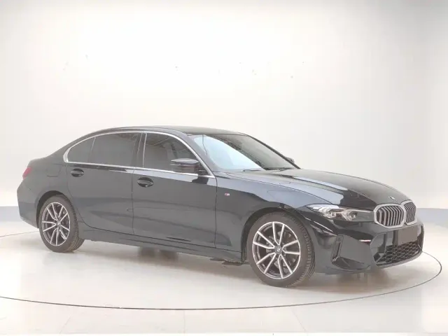 BMW 3 Series — Фото автомобиля 4