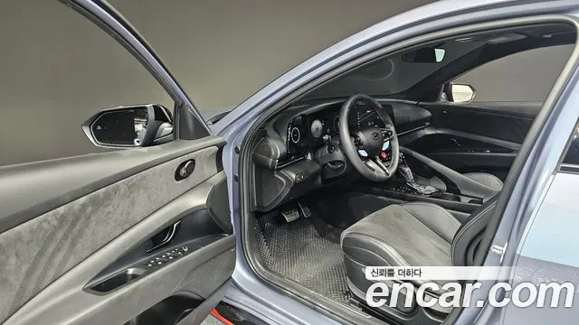 Hyundai Avante CN7 — Фото автомобиля 10