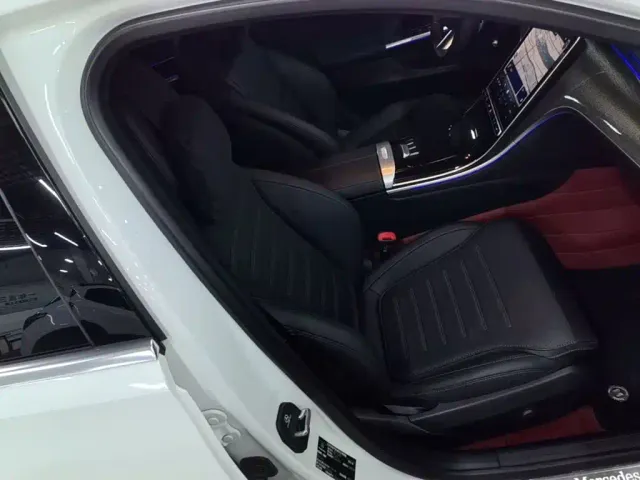 Mercedes-Benz C-Class — Фото автомобиля 24