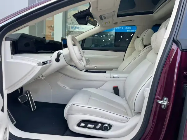 Stelato S9T — Фото автомобиля 7