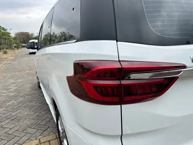 Maxus G20 — Фото автомобиля 10