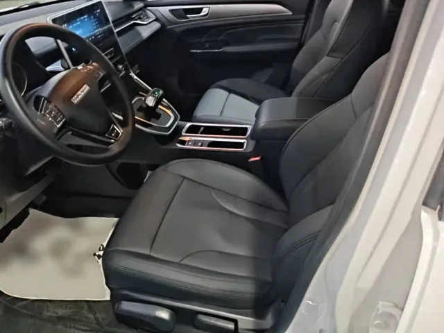 Haval M6 — Фото автомобиля 14