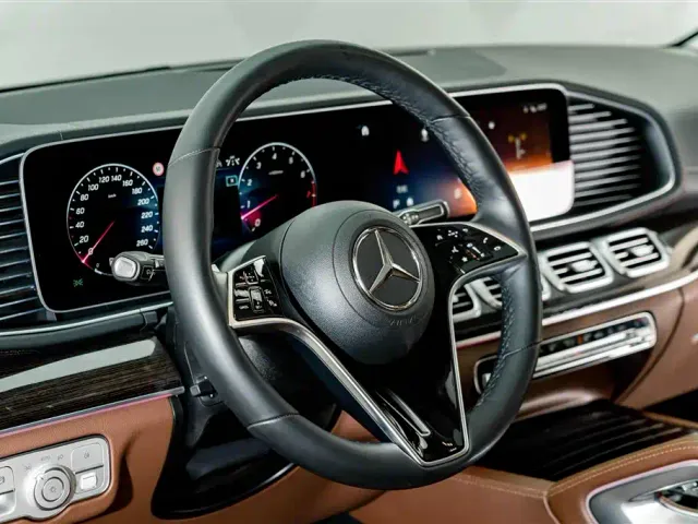 Mercedes-Benz GLE-Class — Фото автомобиля 11