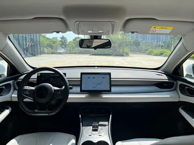 BYD Seal 05 DM-i — Фото автомобиля 8