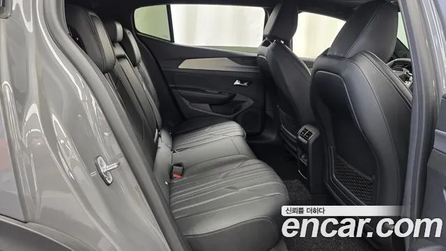 Peugeot 408 — Фото автомобиля 11