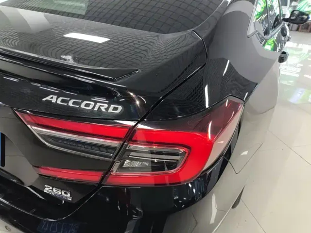 Honda Accord — Фото автомобиля 7