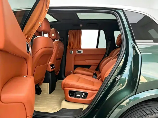 Li Auto L9 — Фото автомобиля 4