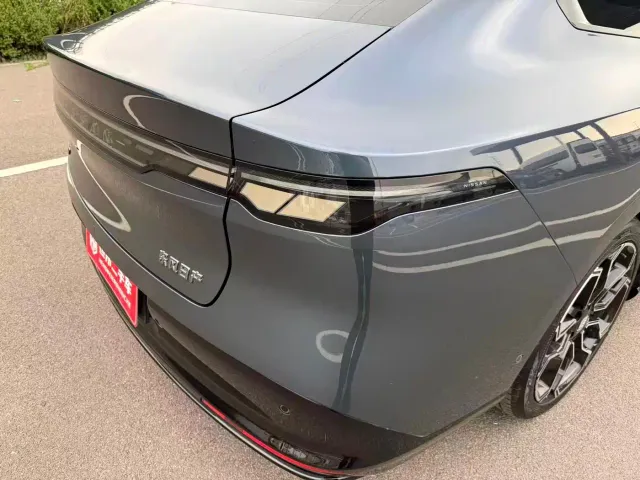 Nissan N7 — Фото автомобиля 20