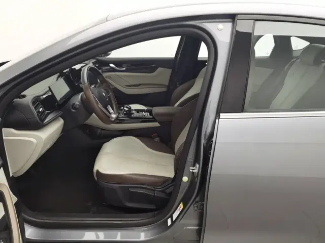 BYD Qin PLUS — Фото автомобиля 10