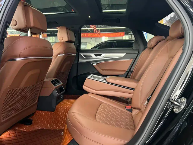 Audi A6L — Фото автомобиля 5