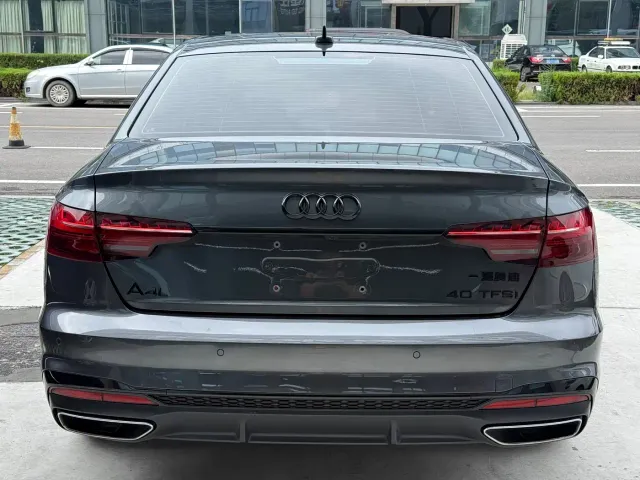 Audi A4L — Фото автомобиля 5