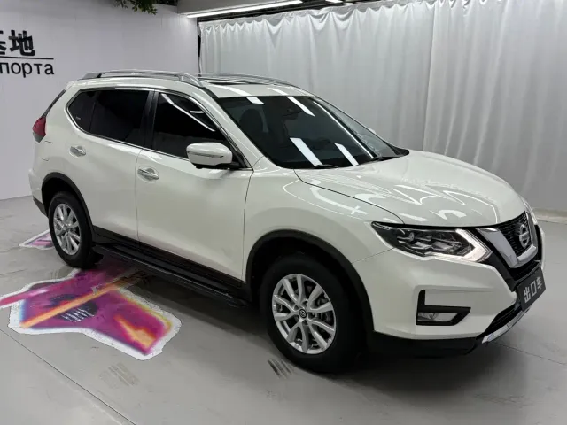 Nissan X-Trail — Фото автомобиля 3