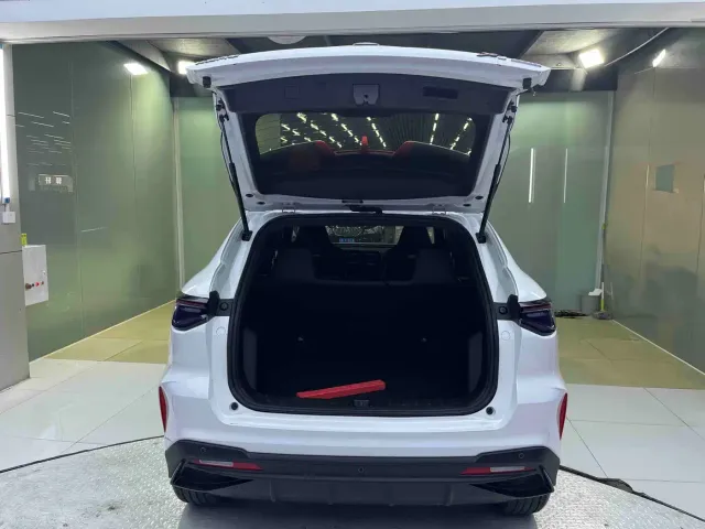 Changan X5 Plus — Фото автомобиля 16