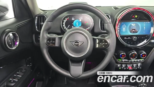 Mini Countryman — Фото автомобиля 12