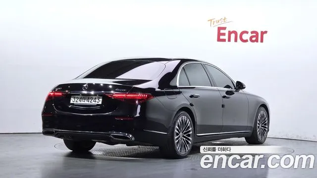 Mercedes-Benz S-Class — Фото автомобиля 2