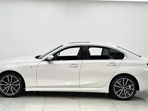BMW 3 Series — Фото автомобиля 4
