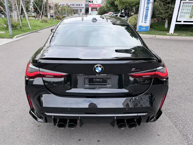 BMW M4 — Фото автомобиля 8
