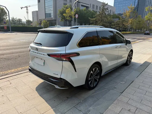 Toyota Granvia — Фото автомобиля 4