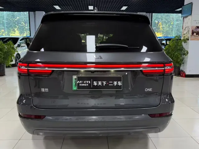 Li Auto ONE — Фото автомобиля 5