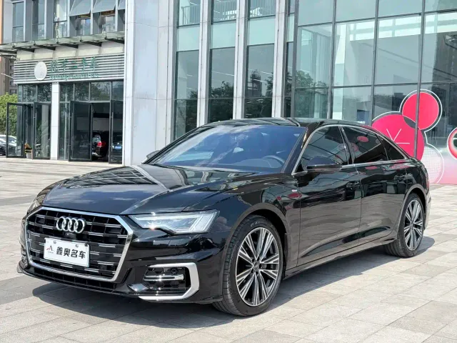 Фотография автомобиля — Audi A6L