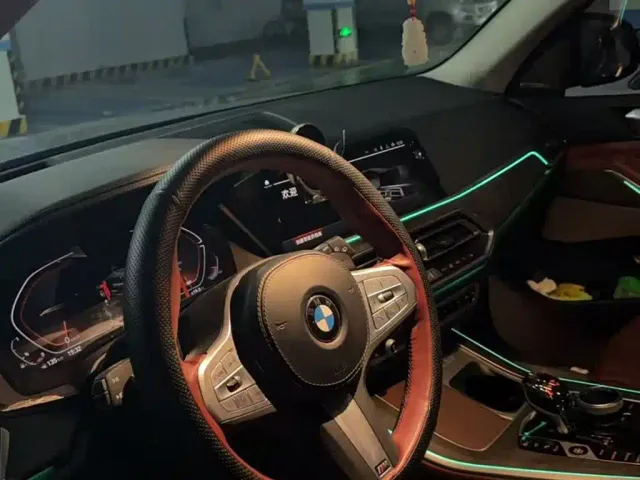 BMW X5 — Фото автомобиля 3