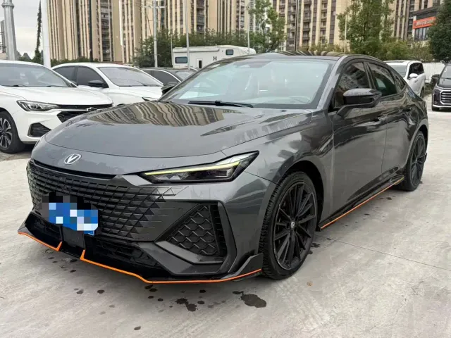 Фотография автомобиля — Changan UNI-V