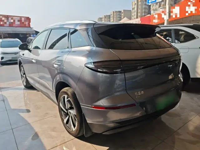 BYD Sealion 06 — Фото автомобиля 4