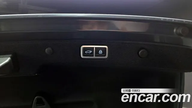 Hyundai Grandeur GN7 — Фото автомобиля 20