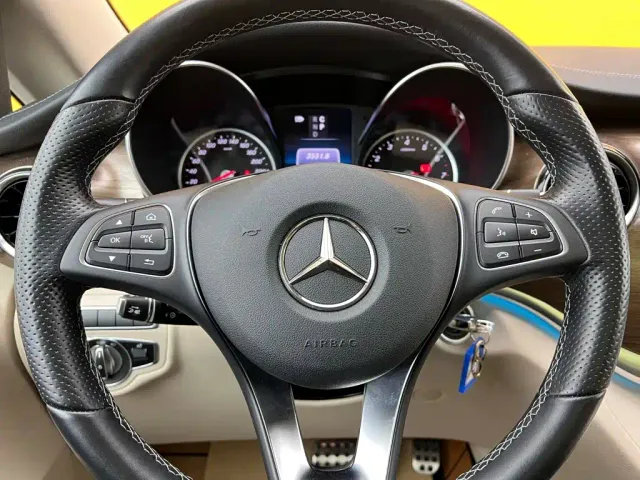 Mercedes-Benz V-Class — Фото автомобиля 15