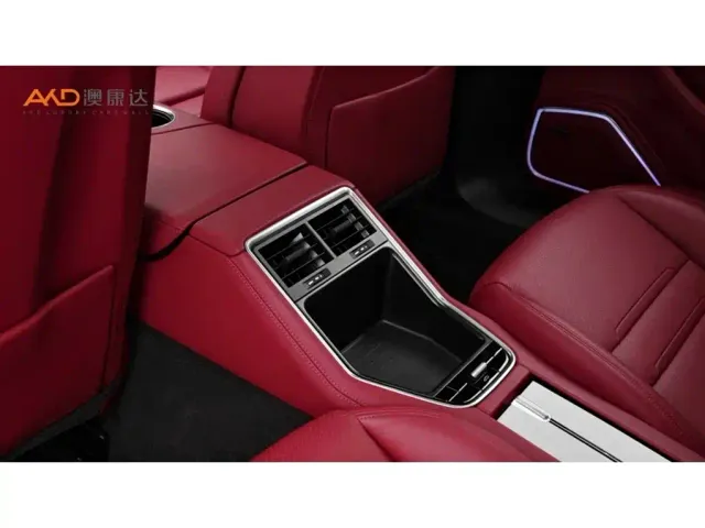 Porsche Panamera — Фото автомобиля 9