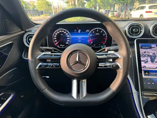Mercedes-Benz C-Class — Фото автомобиля 4