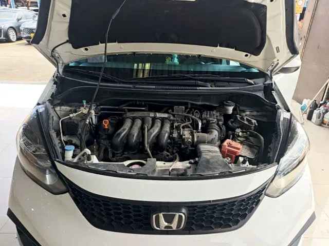 Honda Fit — Фото автомобиля 19