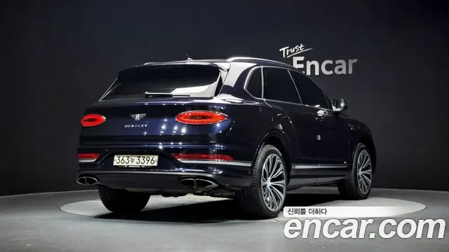Bentley Bentayga Bentayga — Фото автомобиля 2