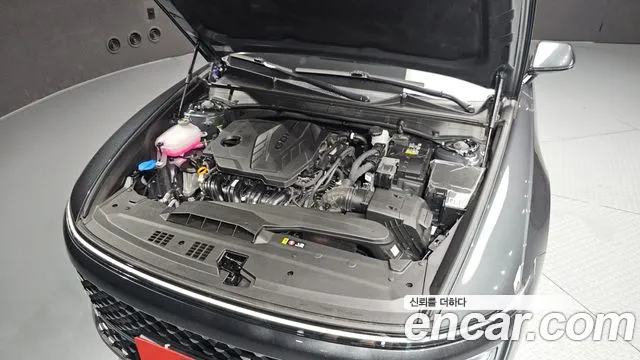 Hyundai Grandeur Grandeur (GN7) 2.5 Бензин 2WD — Фото автомобиля 6