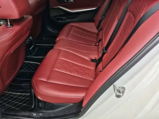 BMW i3 — Фото автомобиля 16