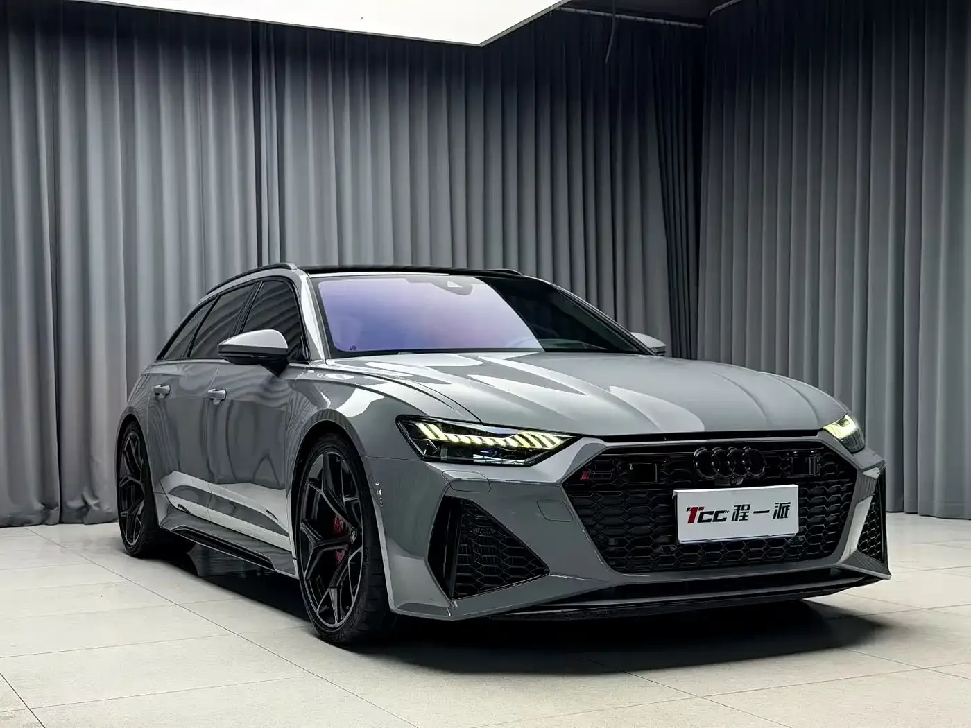 Audi Audi RS 6 2025 RS 6 4.0T Avant performance — Фото автомобиля 3