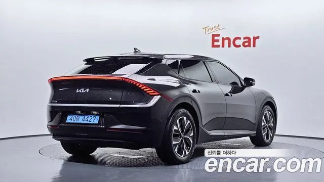 Kia EV6 — Фото автомобиля 2