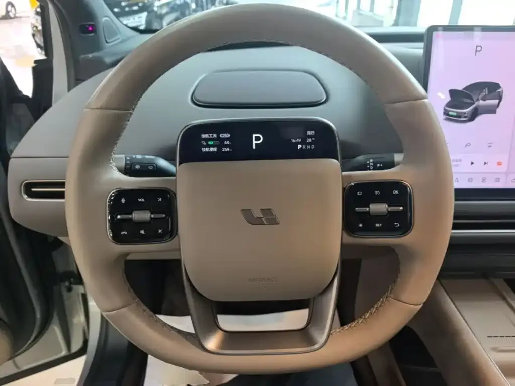Li Auto Li Auto i6 2025 2WD Base Model — Фото автомобиля 10