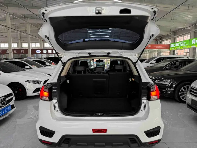 Mitsubishi ASX — Фото автомобиля 19