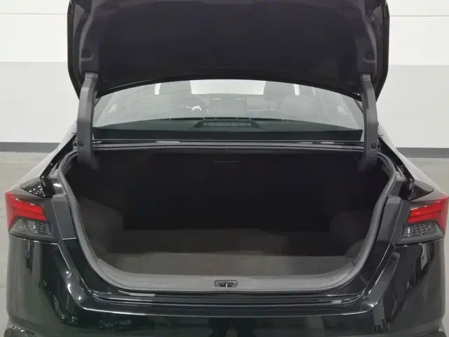 Nissan Teana — Фото автомобиля 16