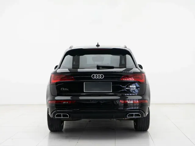 Audi Q5L — Фото автомобиля 4