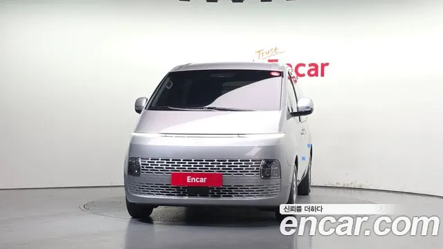 Hyundai Staria — Фото автомобиля 3