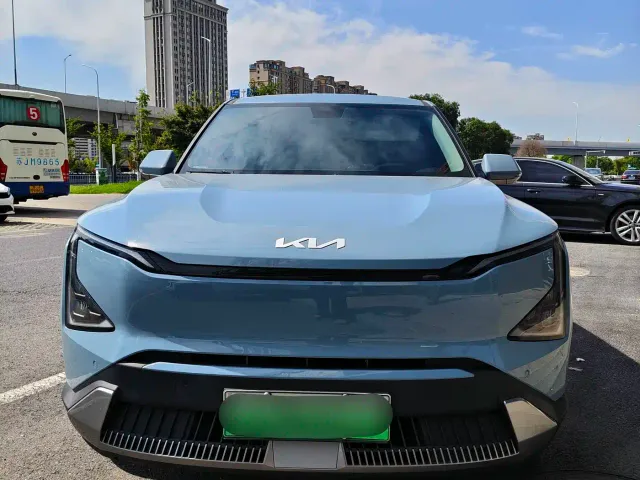 Kia EV5 — Фото автомобиля 2