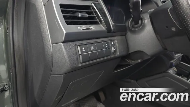 KG_Mobility_Ssangyong Rexton Новый Rexton Sport Дизель 2.2 4WD — Фото автомобиля 17