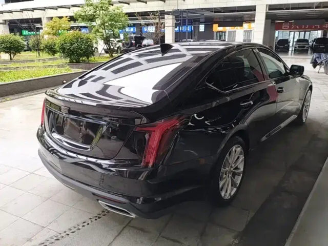 Cadillac CT5 — Фото автомобиля 6