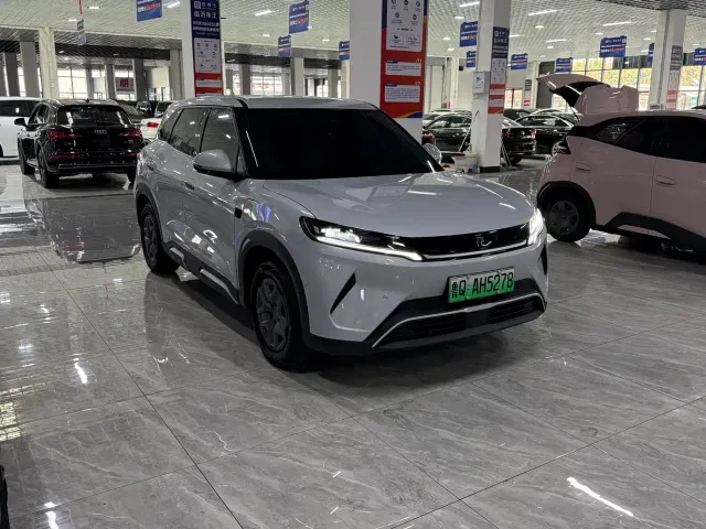 BYD Yuan UP — Фото автомобиля 3