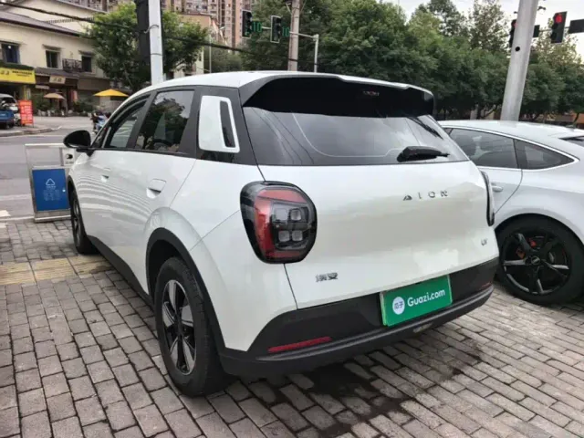 GAC Aion UT — Фото автомобиля 4