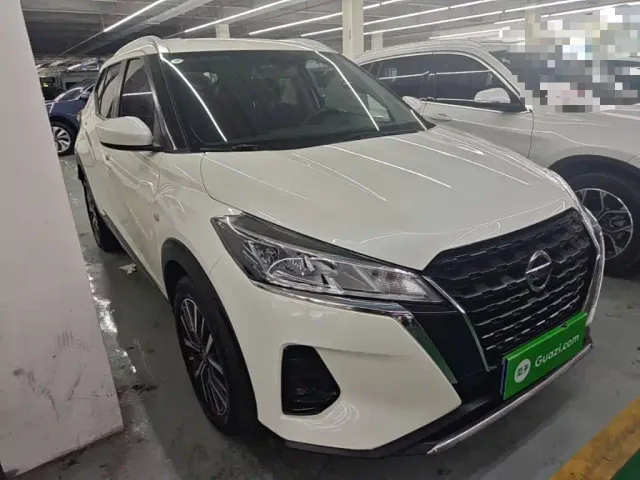 Nissan Kicks 2022 1.5L CVT XL Fashion Edition — Фото автомобиля 3